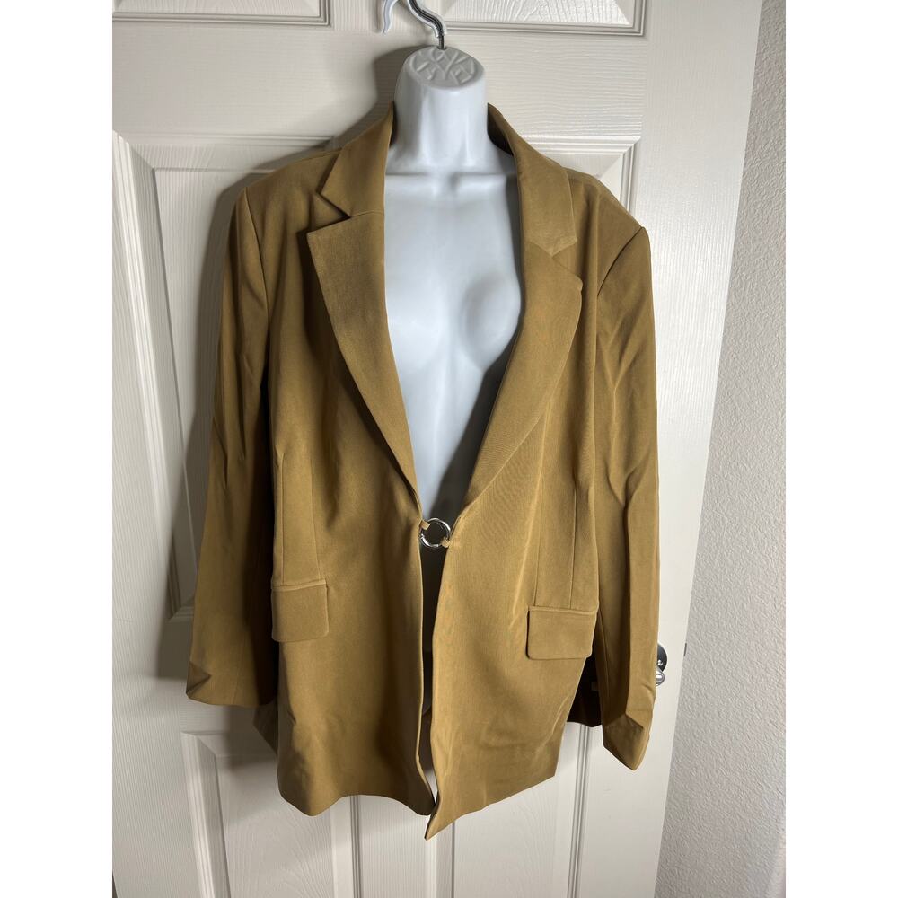 Danielle Bernstein Women's Silver Ring Closure Blazer Tan NEW ~ Size 3X